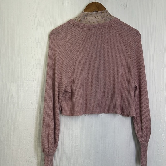 Free People - Light Pink Floral MockNeck Waffle Long Sleeve Crop Top Size XS - Picture 10 of 11